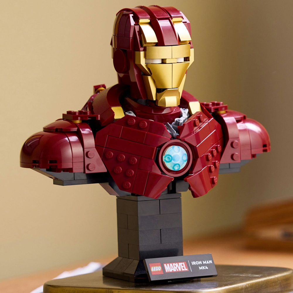 Конструктор LEGO Super Heroes Marvel Бюст Залізної Людини MK4 76327