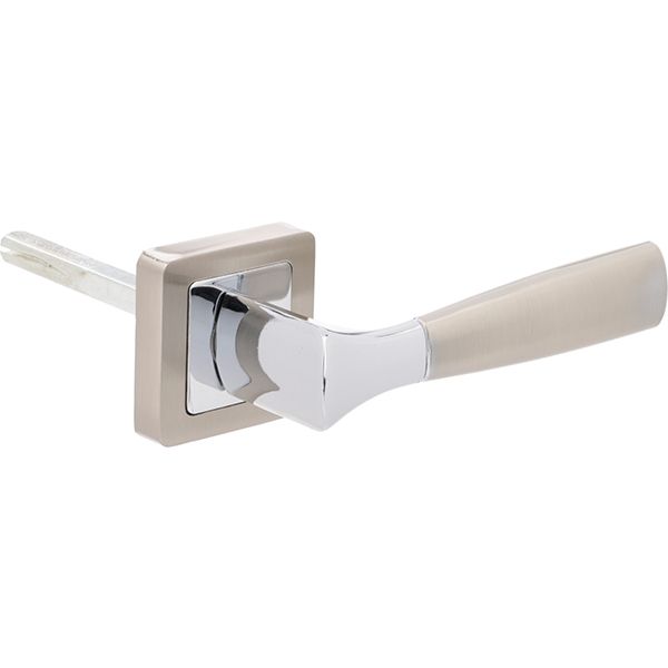 Ручка на розетке  Comit Link матовый хром