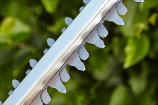 Кущоріз акумуляторний Gardena ComfortCut 18 В 60 см