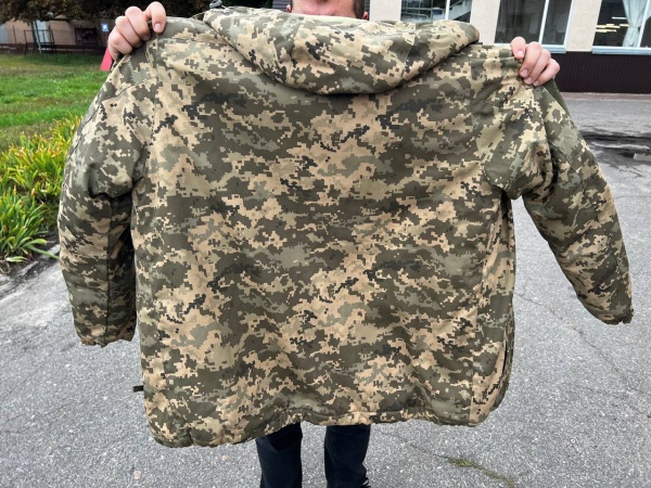 Куртка зимова 