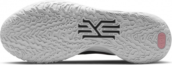 Кроссовки Nike KYRIE 7 CQ9326-005 р.US 8,5 черный