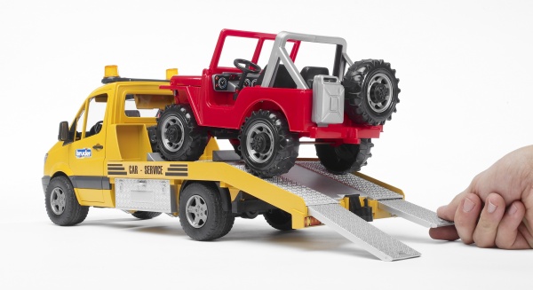 Набір машинок Bruder Мерседес Спрінтер евакуатор + джип 1:16 02535