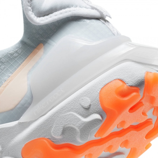 Кроссовки Nike React Vision SE CZ2199-100 р.US 7,5 серый