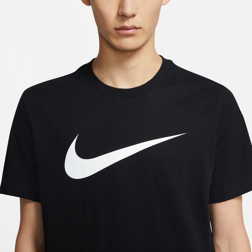Футболка Nike M NSW TEE ICON SWOOSH DC5094-010 р.L чорний