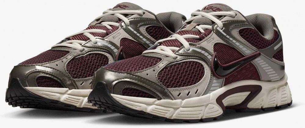 Кросівки Nike NIKE V5 RNR HJ5228-600 р.42,5