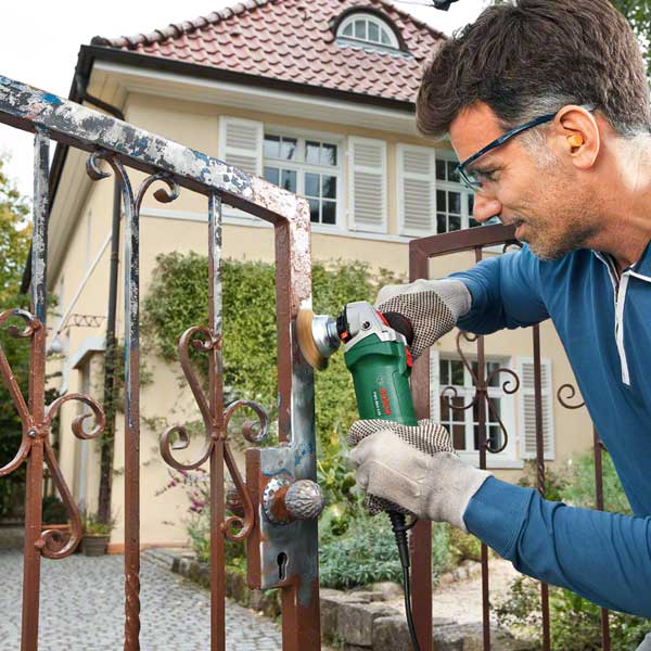 Шліфмашина кутова Bosch PWS 850-125 E