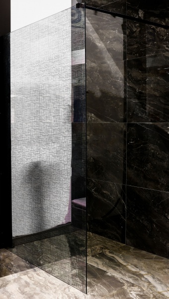 Стенка для душевой кабины BLack Dashes 120 см HAR-0025 