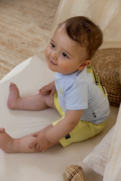 Шорти для хлопчиків Dirkje р.98 жовтий T46578-35 