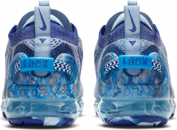 Кросівки Nike Air Vapormax 2020 FlyKnit CT1823-400 р.US 11 синій