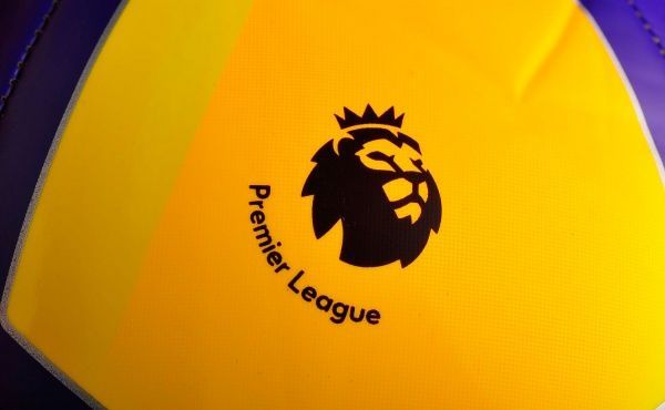 Футбольний м'яч Nike Pitch Team р. 4 SC3137-711