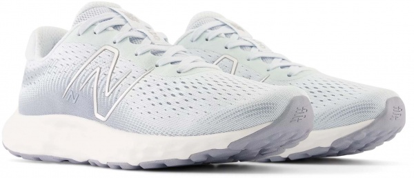 Кроссовки New Balance 520 V8 W520LN8 р.37,5 белый