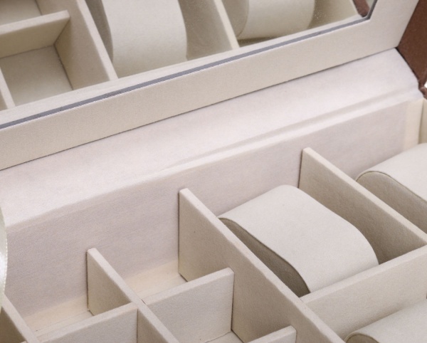 Скриня Royal Taupe для ювелірних виробів 250х160х70 мм 