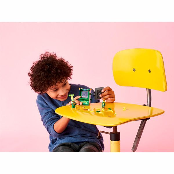 Конструктор LEGO Ninjago Аватар Ллойда – ігровий автомат 71716