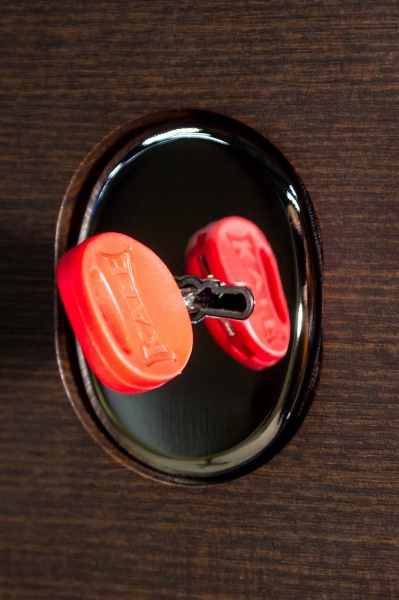 Дверь входная Булат Гарант 514 венге горизонт темный 2050x850 мм левая