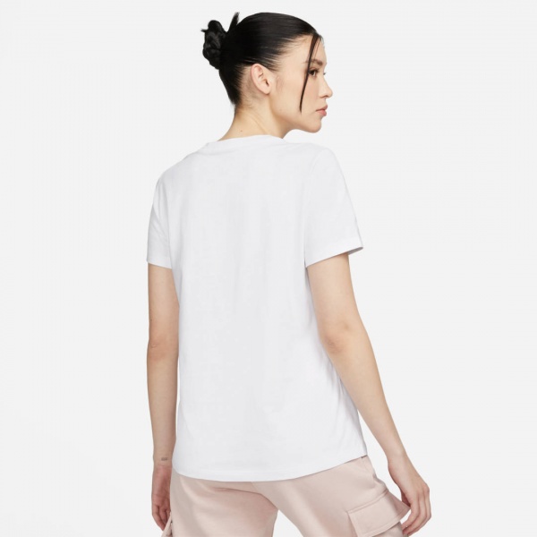 Футболка Nike W NSW TEE SS VDAY DN5878-100 р.XS білий