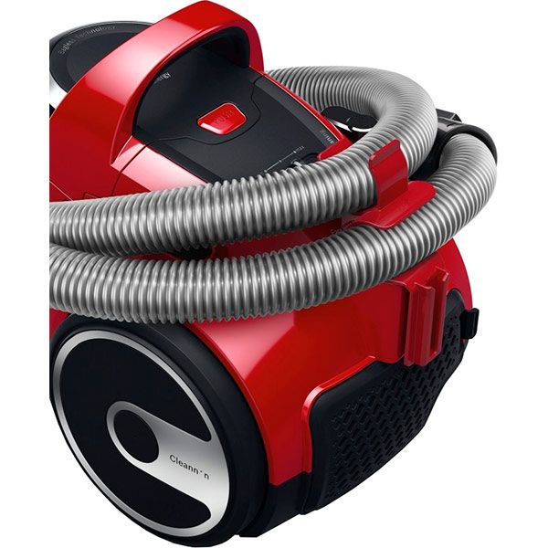 Пылесос Bosch BGC05AAA2 red 
