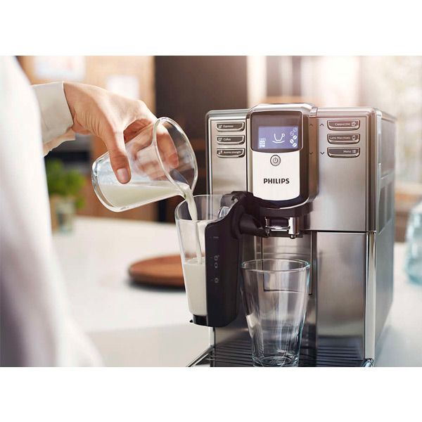 Кофемашина Philips LatteGo EP5335/10