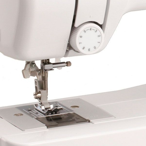 Швейна машина Brother JS25 