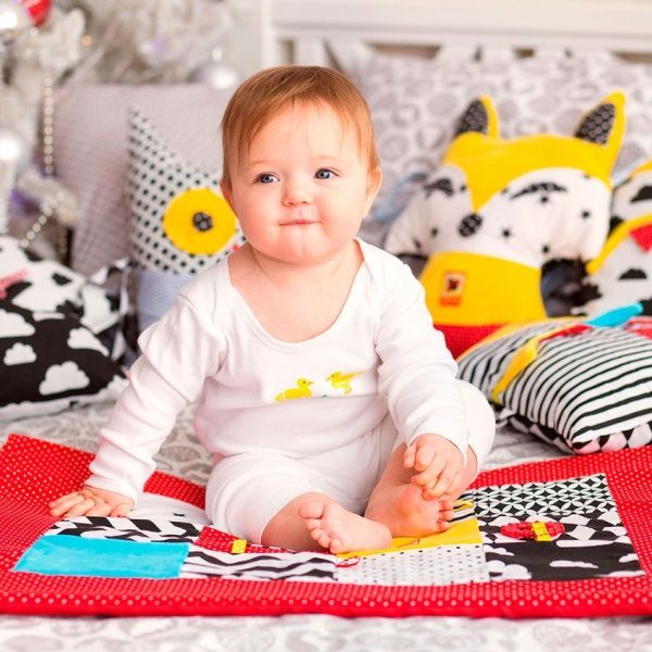 Игровой коврик Macик с прорезывателем B&W МС 040501-01