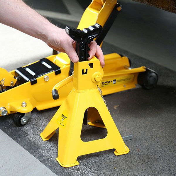 Опора Stanley STMT81255-1 2 т