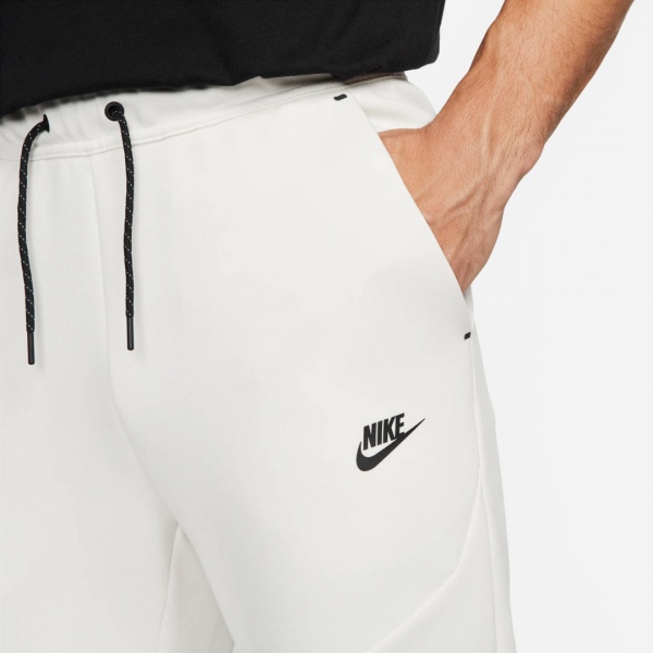 Брюки Nike M NSW TCH FLC JGGR CU4495-030 р. XL бежевый