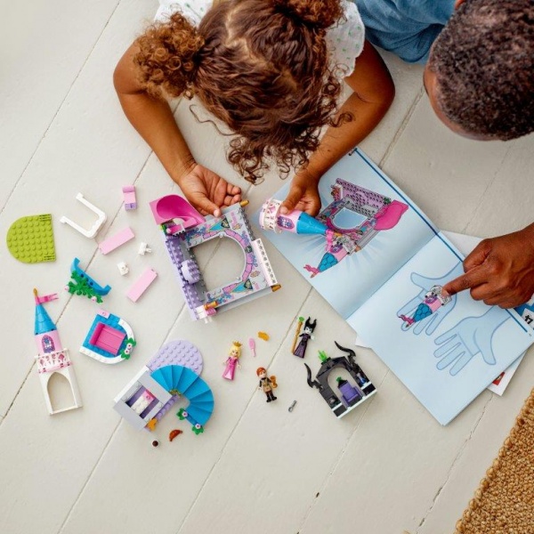 Конструктор LEGO ǀ Disney Замок Аврори 43211