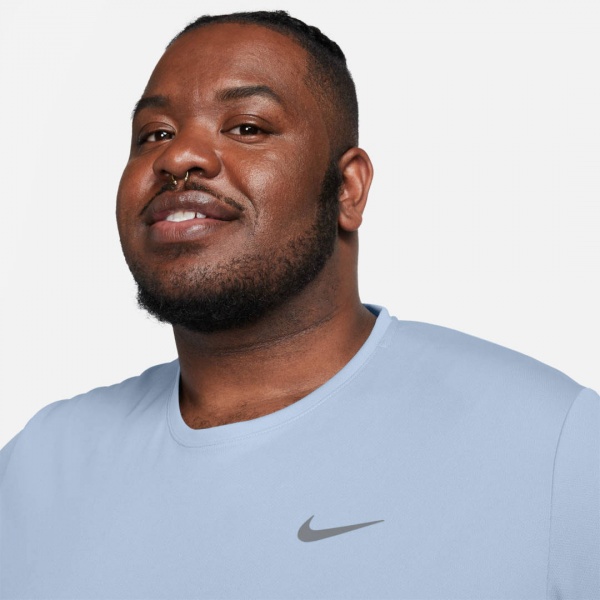 Футболка Nike DF UV MILER SS DV9315-479 р.2XL голубой