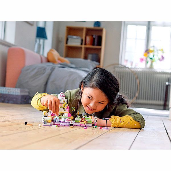 Конструктор LEGO Friends Змагання кондитерів 41393