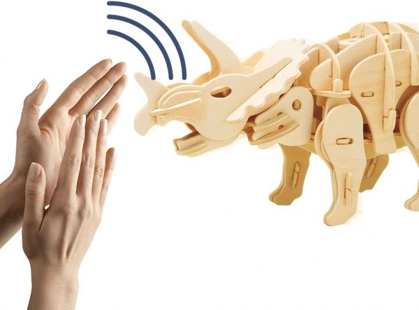 Конструктор Robotime Трицератопс с управлением звуком D430