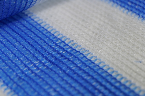 Сітка затінкова Agreen 95% 2,0х50м біло-блакитна 