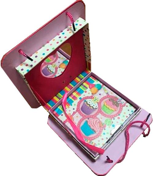 Блокнот детский на замочке Malevaro Пироженки в музыкальной коробке