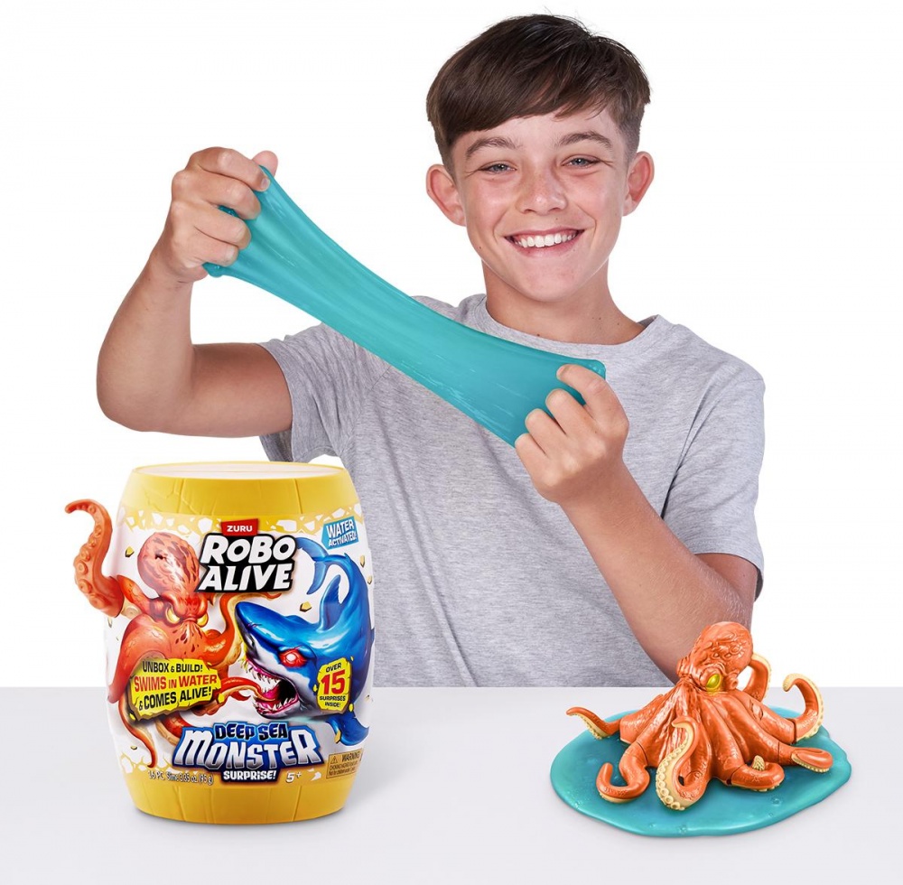 Интерактивный игровой набор Pets & Robo Alive Глубоководный сюрприз Большая белая акула 71155B