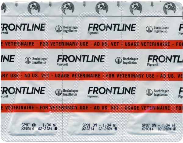 Краплі Frontline від бліх та кліщів для собак Spot-on вага 10-20кг 1,34 мл