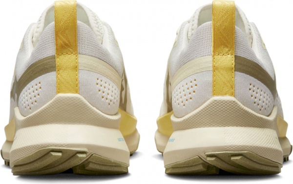 Кросівки Nike REACT PEGASUS TRAIL 4 FJ4732-001 р.40 бежевий