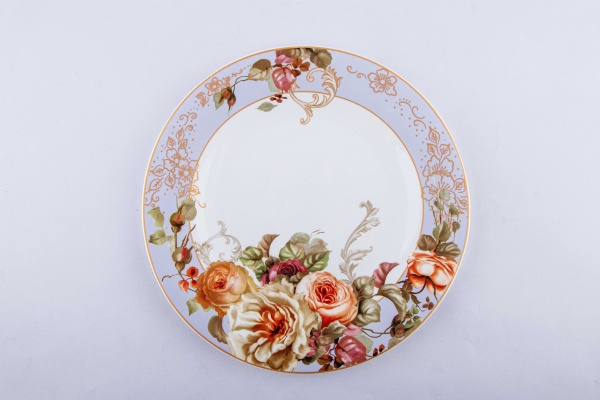 Тарелка обеденная Купаж Aura 230 мм Vittora