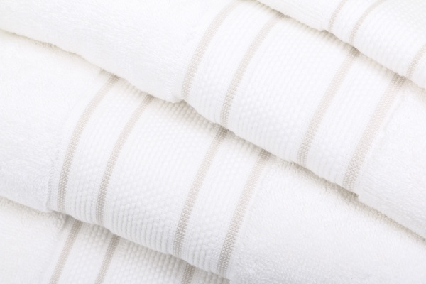 Полотенце Villa 70x140 см белый с бежевым Sous Dias 