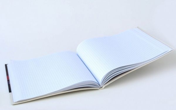 Блокнот 200*200/64 интег., Глянец + фольга августа Gradation YES