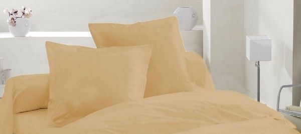 Наволочка сатин гладкофарбований 50x70 см карамель La Nuit 