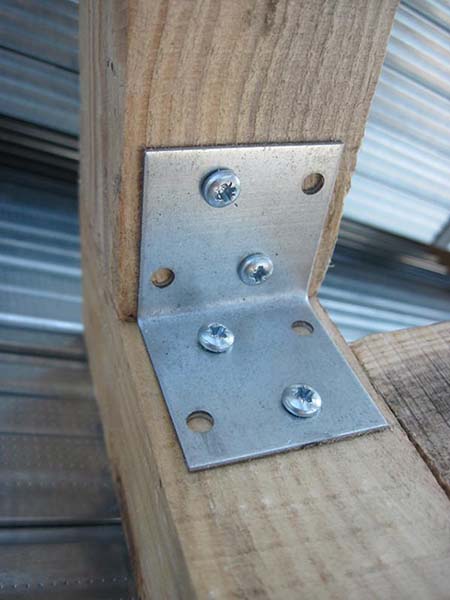 Уголок перфорированный Profstal равносторонний 60x60x100 мм 1,8 мм