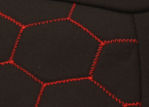 Набір чохлів для сидінь MARANELLO Fodera Univ Dublin Nero червоний із чорним