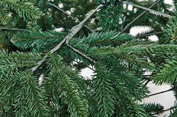 Ялинка штучна Новорічна 2,3 м зелений