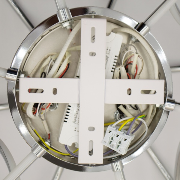 Люстра світлодіодна Luminaria R600 80 Вт білий/полірований хром LIANA MUSE 80W CHROME 