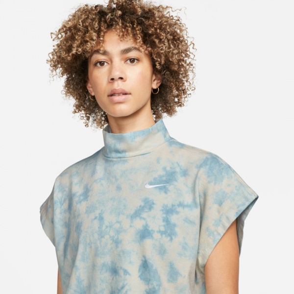 Футболка Nike DM6710-494 р.XL голубой