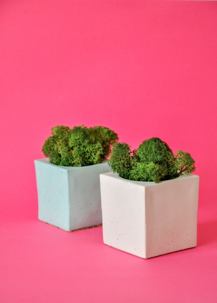 Кашпо квадратное Cube белый бетон