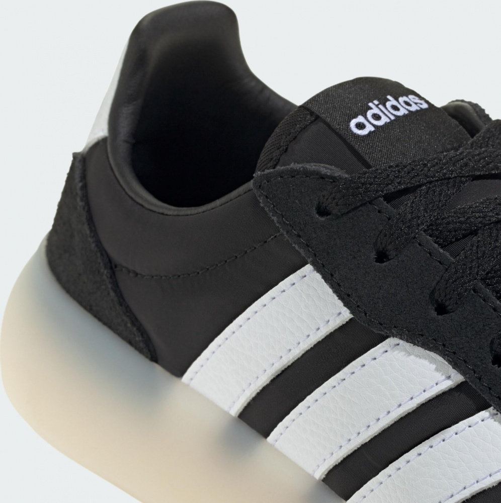 Кросівки чоловічі Adidas BARREDA DECODE CBLACK/FTWWHT/CWHITE JI2316 р.43 1/3 чорні