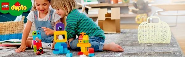 Конструктор LEGO Duplo Гости Эммета и Люси с планеты 10895
