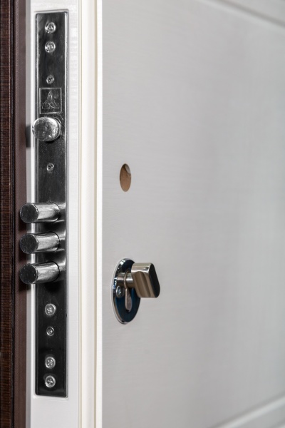 Дверь входная Revolut Doors В-413 мод. 163 венге горизонт темный / дуб пломбир горизонт 2040x840 мм левая