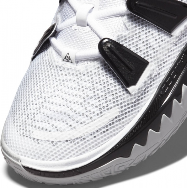 Кроссовки Nike KYRIE 7 CQ9326-101 р.US 9 бело-черный