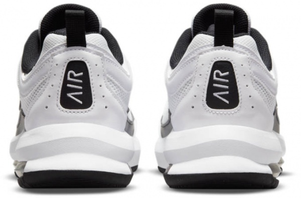 Кросівки Nike AIR MAX AP CU4826-100 р.US 10,5 білий