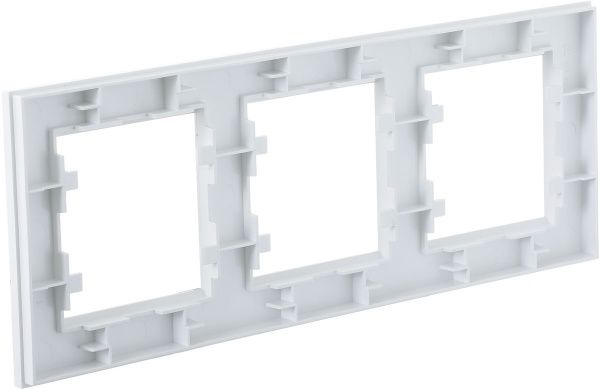 Рамка трехместная Makel Karea 00 горизонтальная белый